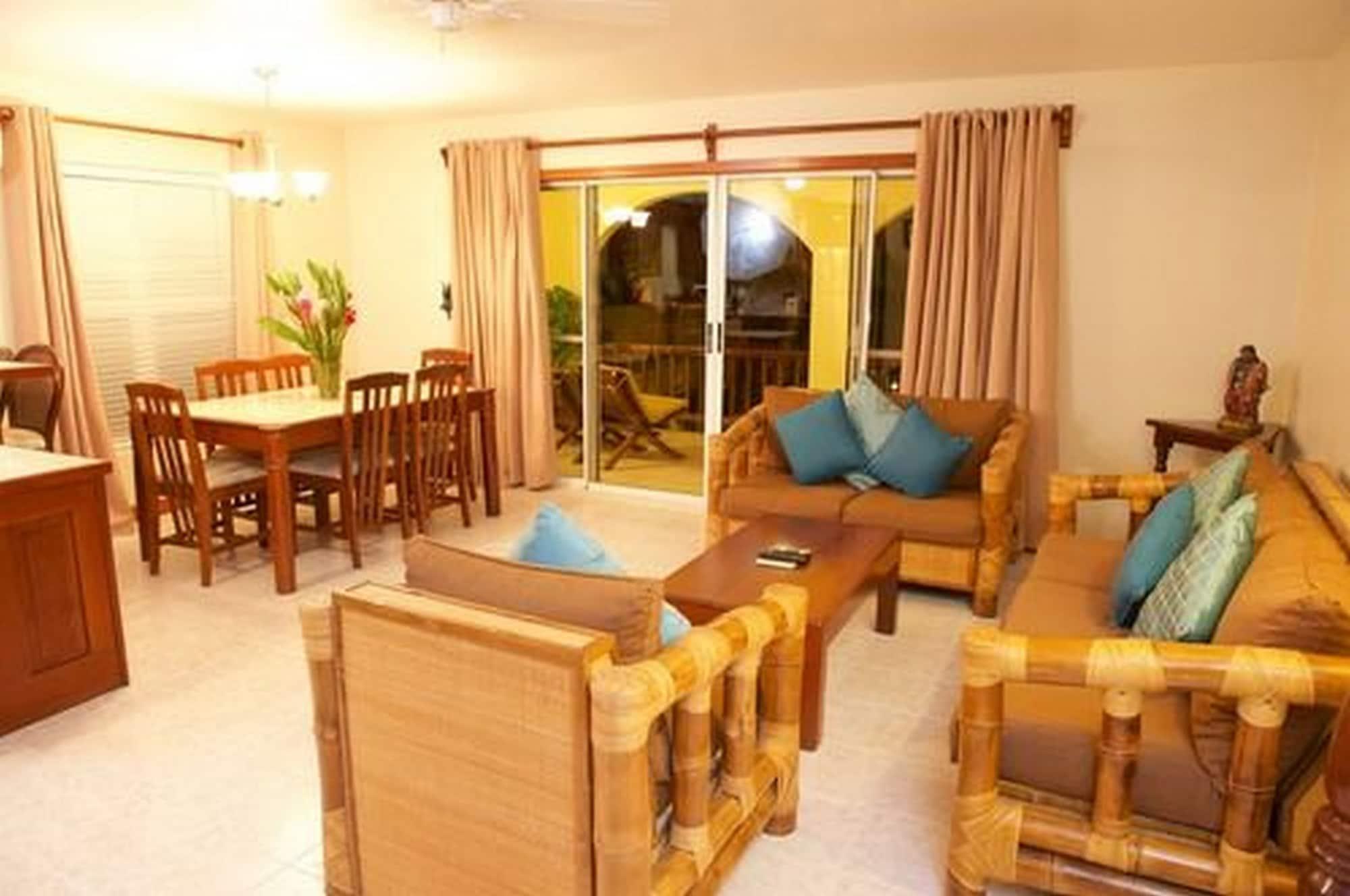 The Palms Oceanfront Suites San Pedro  Bagian luar foto