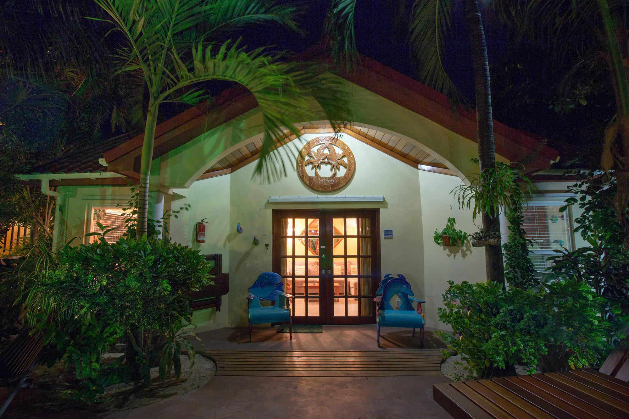 The Palms Oceanfront Suites San Pedro  Bagian luar foto